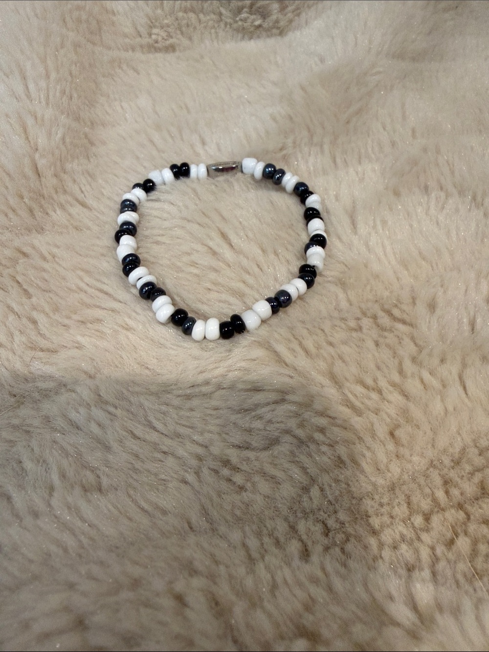 Classic Black & White Beaded Stretch Bracelet- Balega